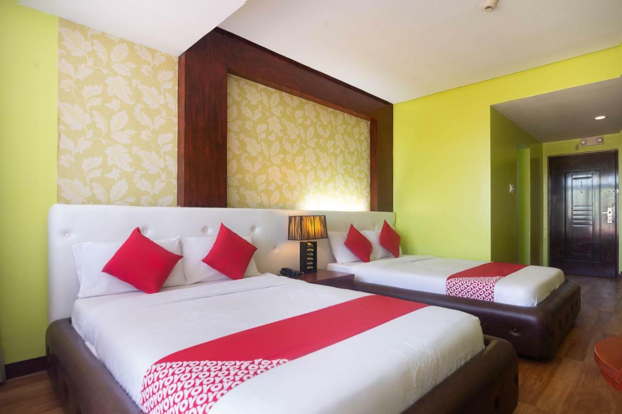 Oyo 159 San Remigio Pensionne Suites Cebu Bagian luar foto