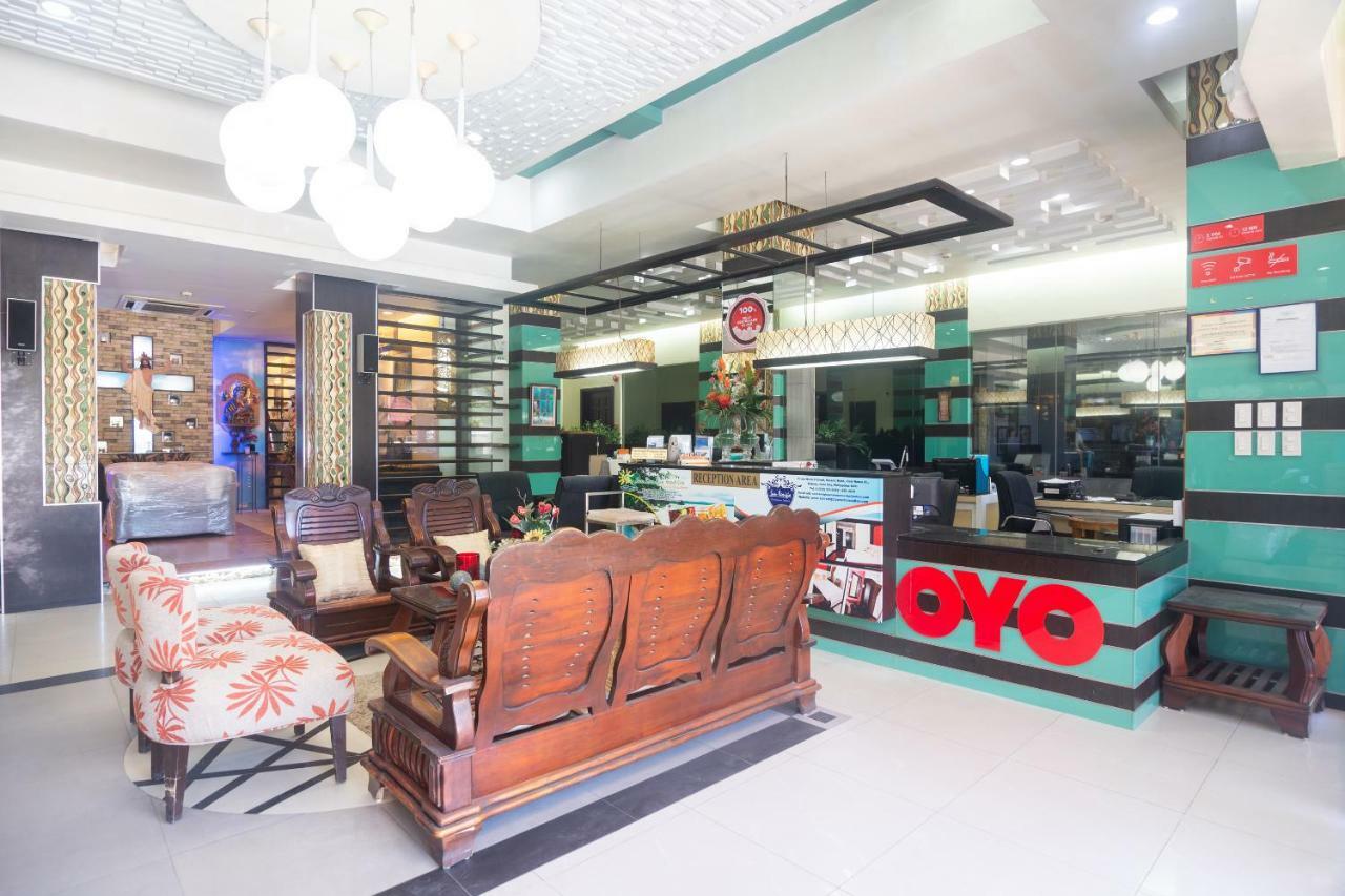 Oyo 159 San Remigio Pensionne Suites Cebu Bagian luar foto